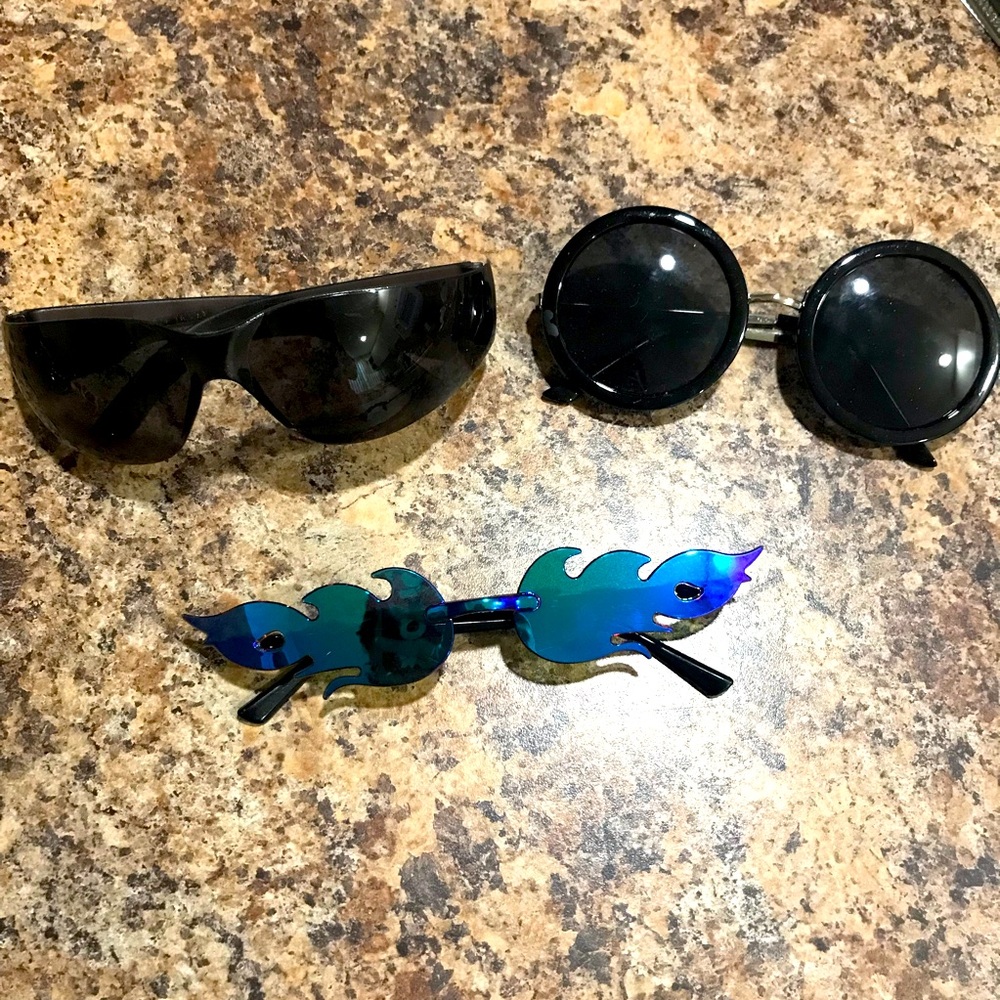 🟦Men’s Trendy 3 Pairs of Sunglasses Trio - Black and Blue